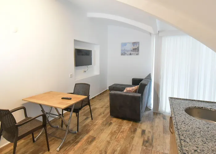 מלון דירות Anatolian Homes & 3*